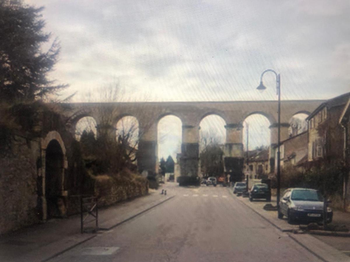 Metz-Sud - Appartement 120 M2 Dans Maison Du XVIII - Jouy Aux Arches Entre Nancy Et Luxembourg - Proximite Toutes Commodites Exterior photo